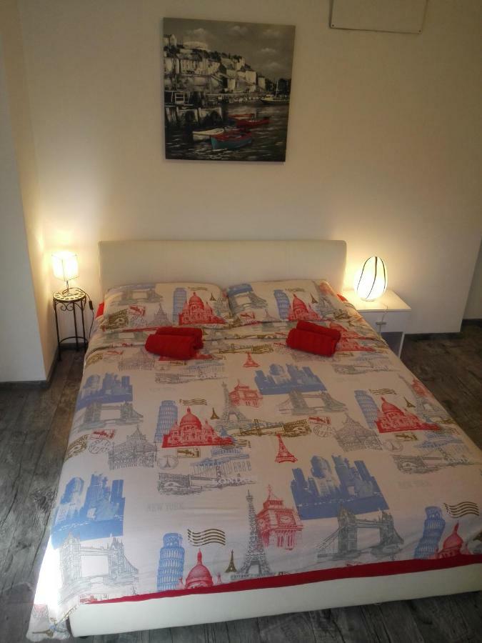 Apartment "M&M" Free Parking Solin Exteriör bild